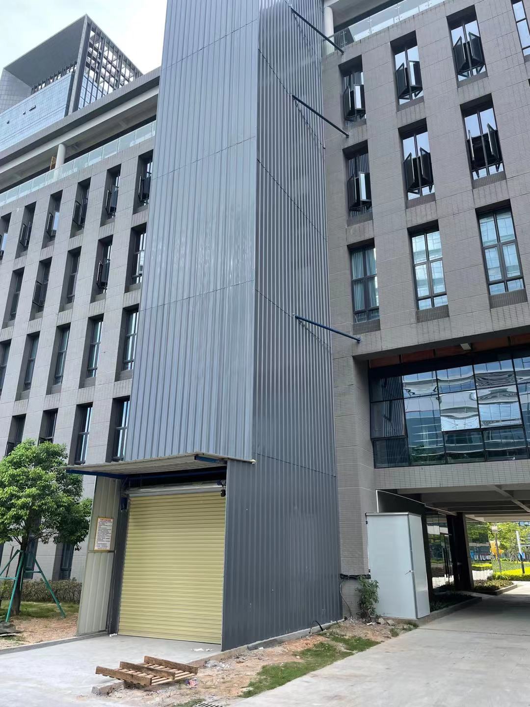 液壓導(dǎo)軌式升降平臺(tái)(圖5) 液壓導(dǎo)軌式升降平臺(tái)(圖5)