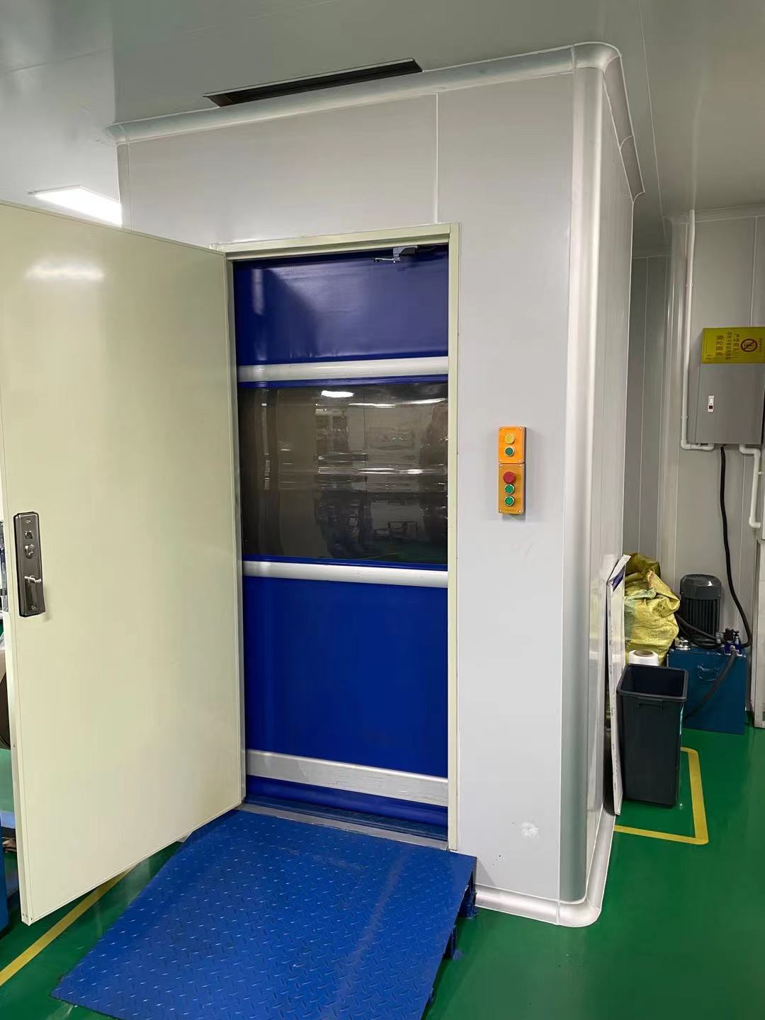 液壓鏈條式升降平臺(tái)(圖5) 液壓鏈條式升降平臺(tái)(圖5)