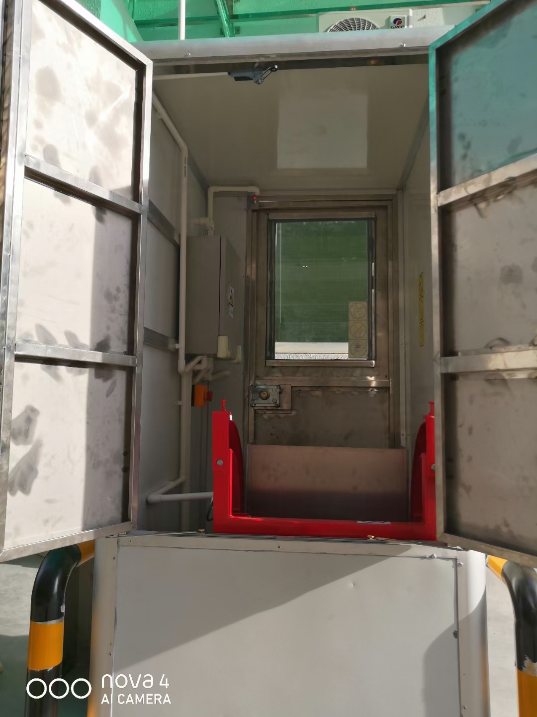 升降平臺(tái)案例合集(圖2) 升降平臺(tái)案例合集(圖2)