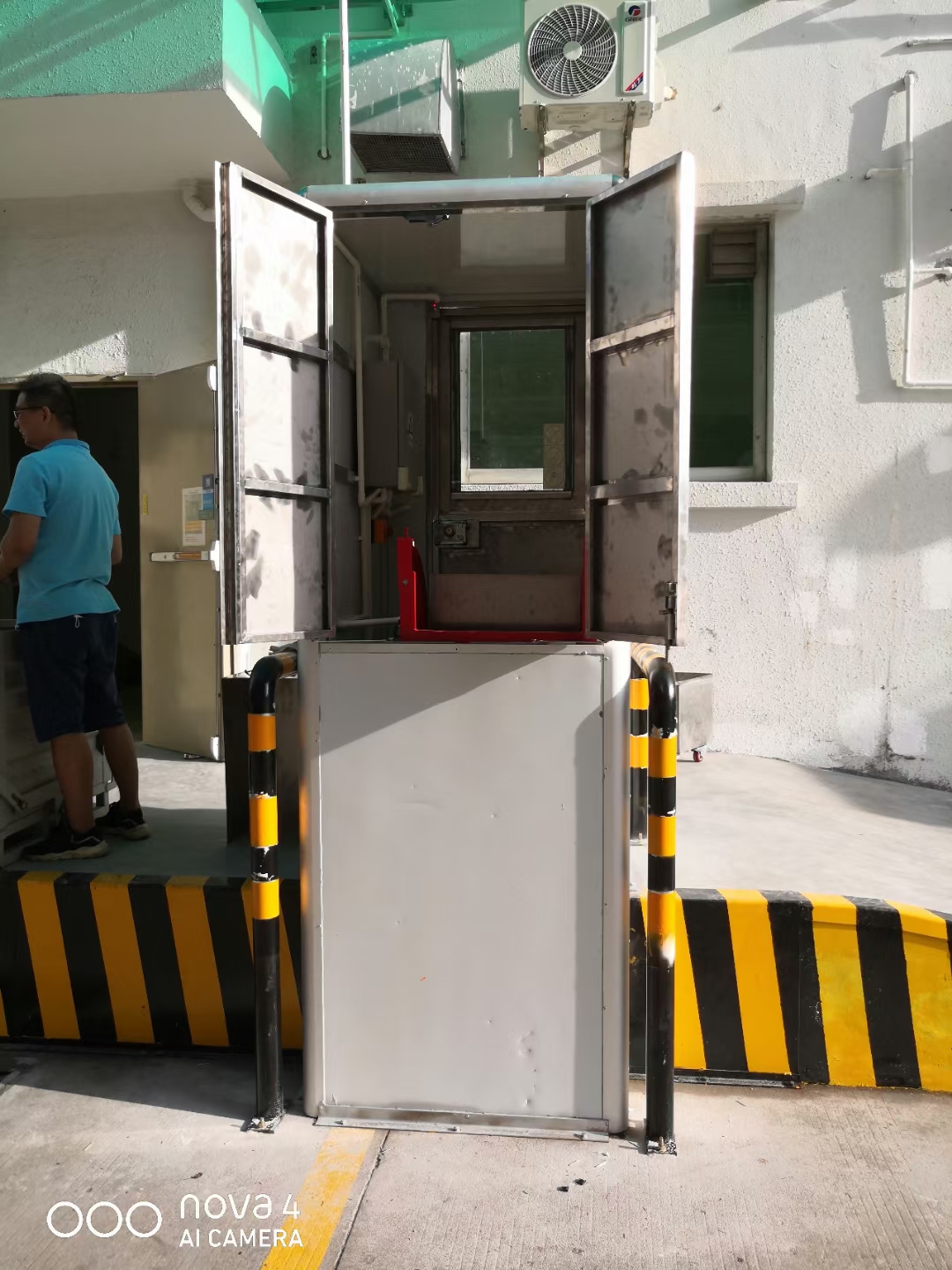 升降平臺(tái)案例合集(圖6) 升降平臺(tái)案例合集(圖6)